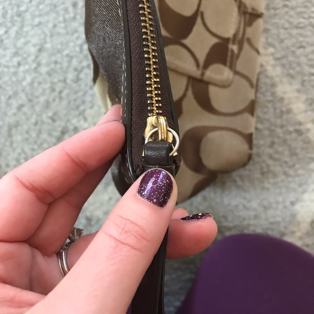 COACH signature tote bag - Picture 8 of 8